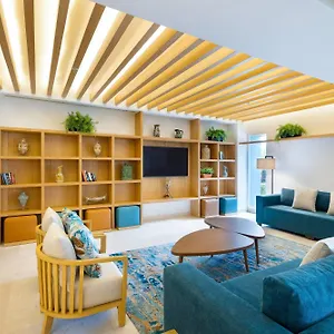 https://courtyard-cancun-airport.quintano-roohotels.com