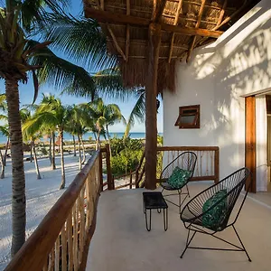 https://villas-hm-palapas-del-mar.quintano-roohotels.com